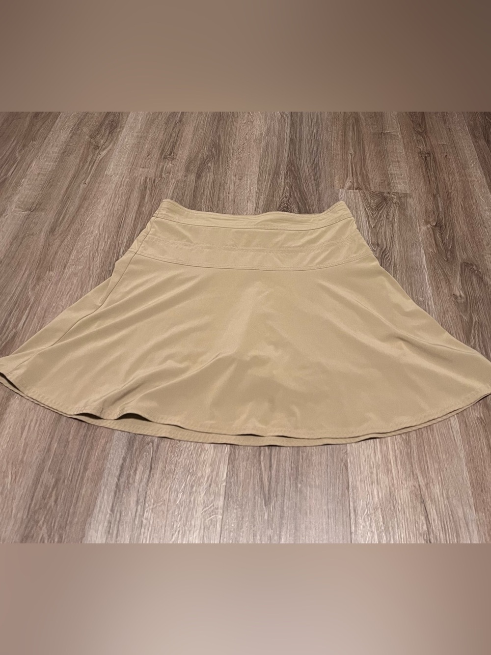 Athleta Tan/Beige Skirt with shorts NWOT